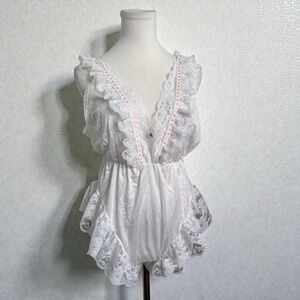 vintage lace ruffle romper — soft white • dreamy bridal • 70s romance L